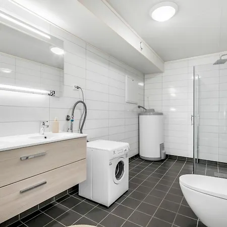 Apartment Uptown I & Fjord Views I Free Parking Tromso